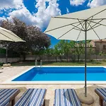 بيت للعطل Vrt By Interhome