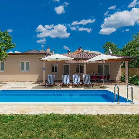 Ferienhaus Vrt By Interhome