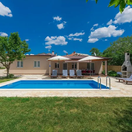 Vrt By Interhome Holiday home Sveti Petar u Sumi