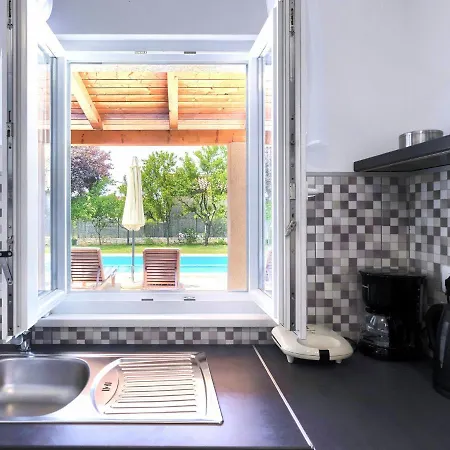 Holiday home Vrt - Roj459 By Interhome