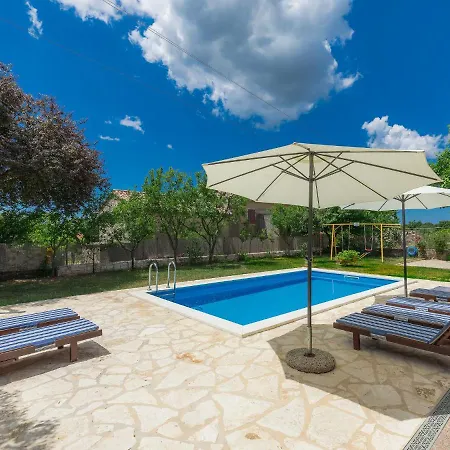 Vrt - Roj459 By Interhome Sveti Petar u Sumi
